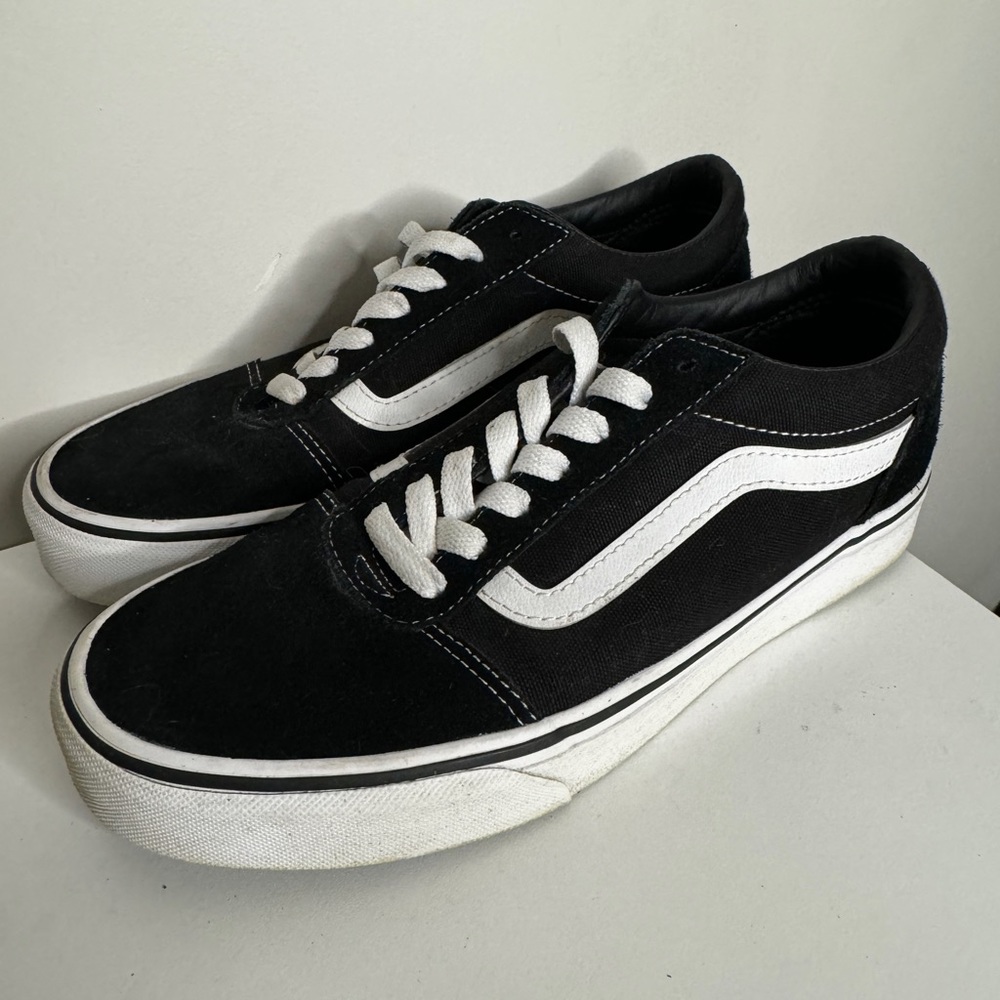 Black old skool vans